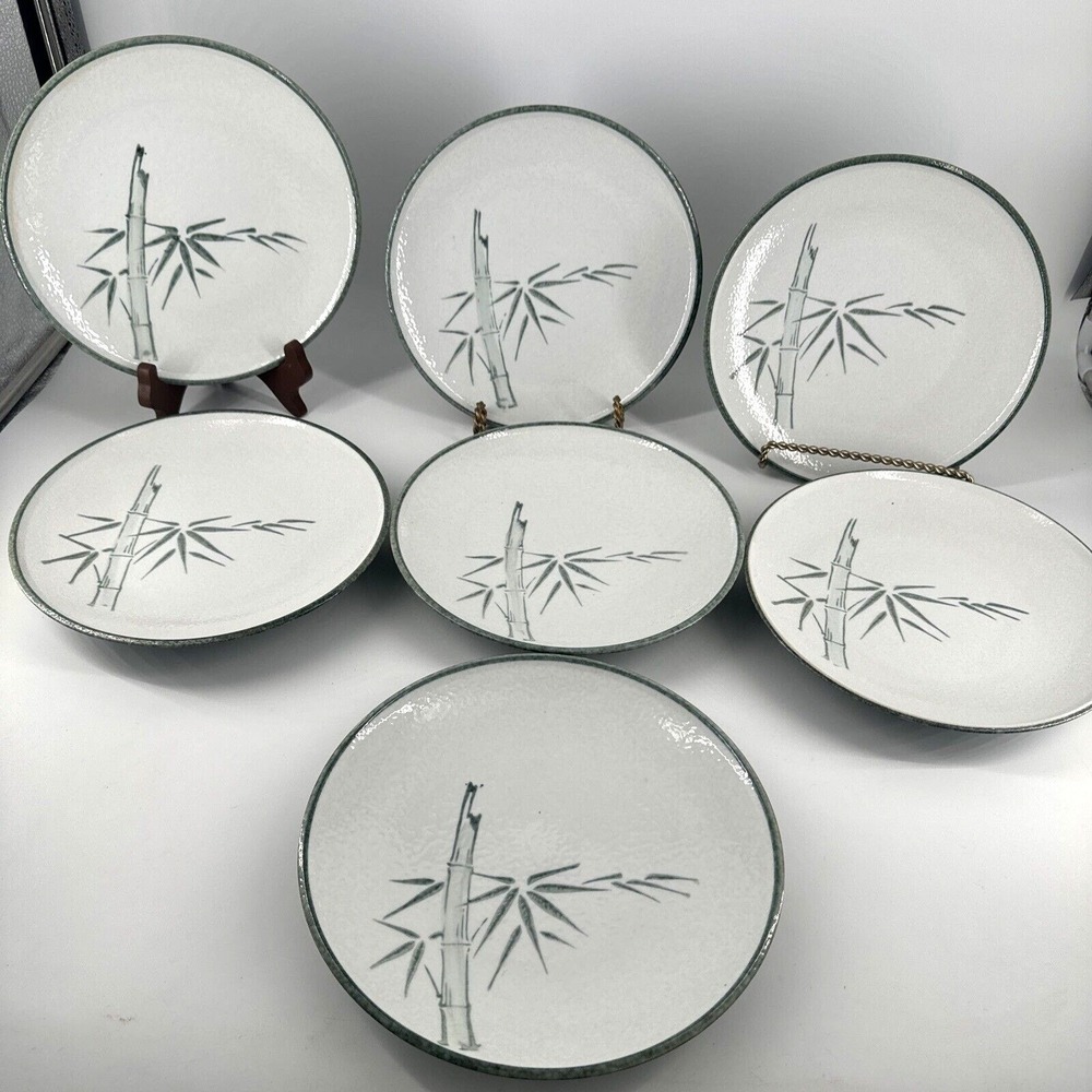 Sushi Plates Bamboo Leaf 8.9 inch Set of 7‎ Round Shape White Porcelain Japan
